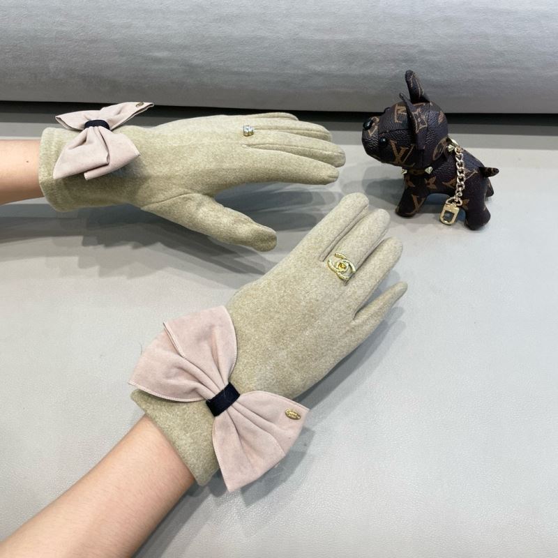 Chanel Gloves