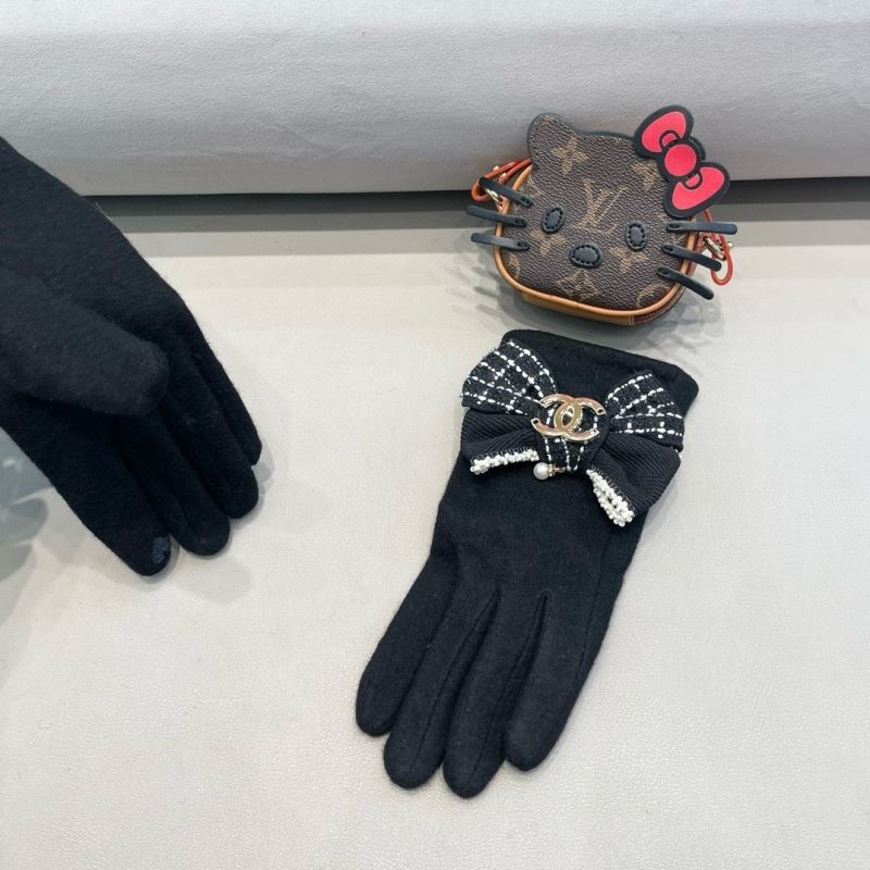 Chanel Gloves