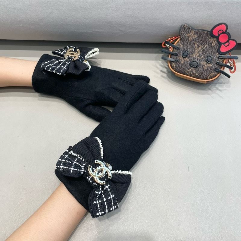 Chanel Gloves