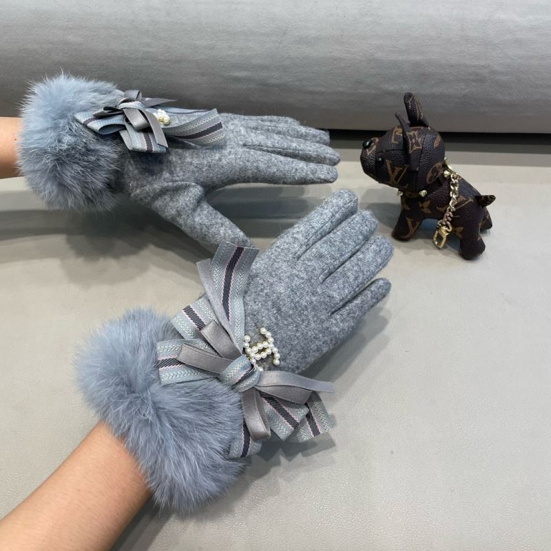 Chanel Gloves