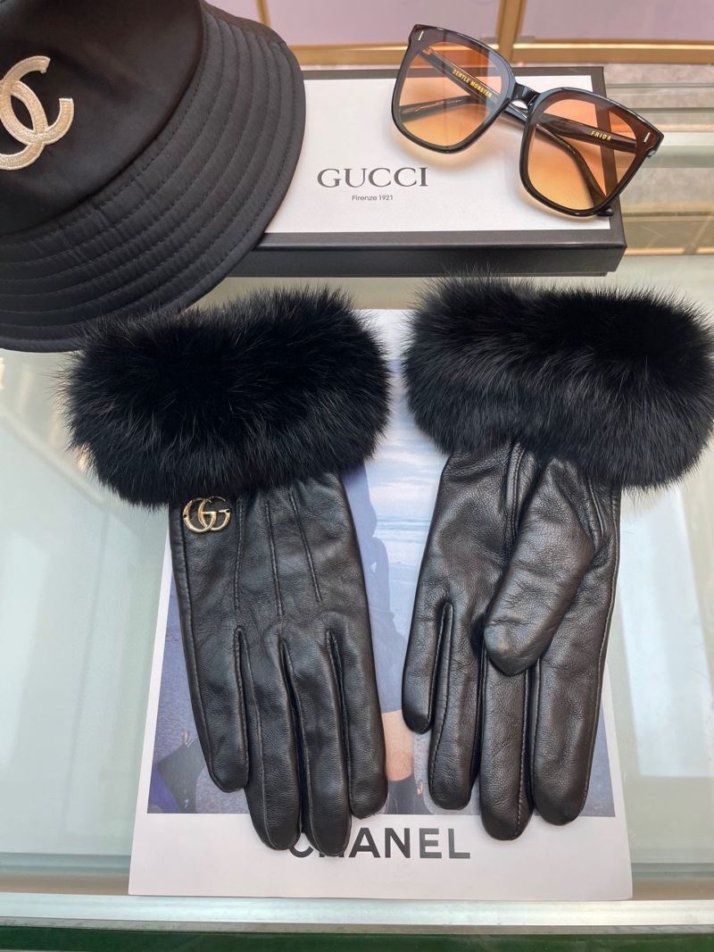 Gucci Gloves