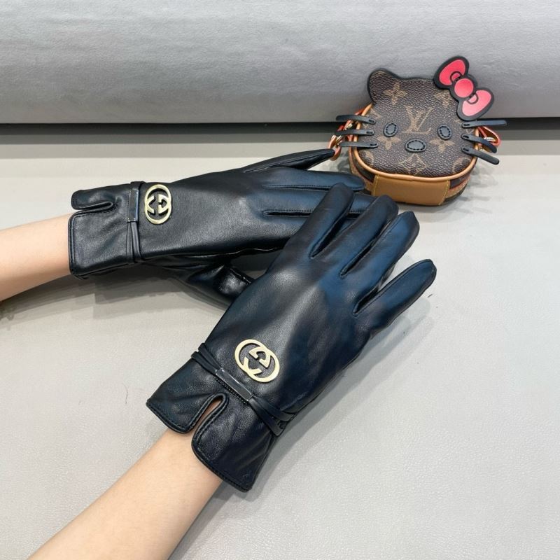 Gucci Gloves