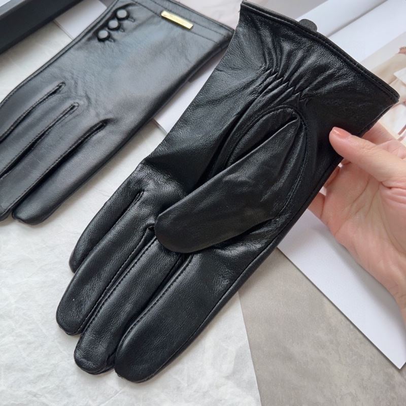 Gucci Gloves