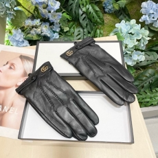 Gucci Gloves