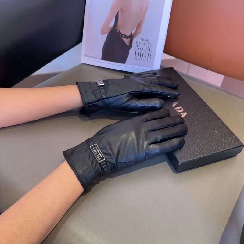 Gucci Gloves