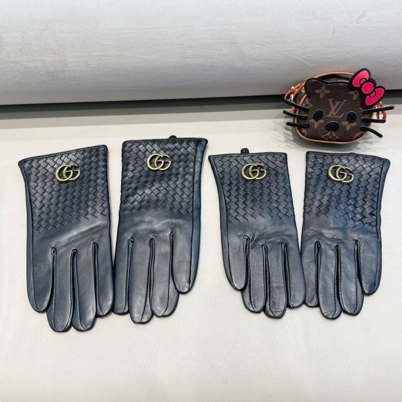 Gucci Gloves