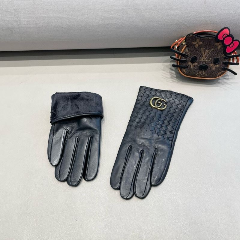 Gucci Gloves