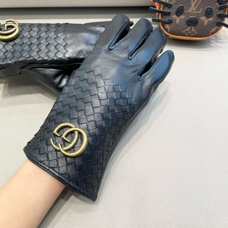 Gucci Gloves