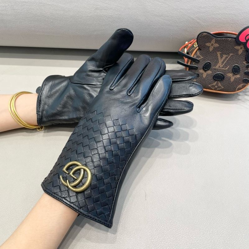 Gucci Gloves