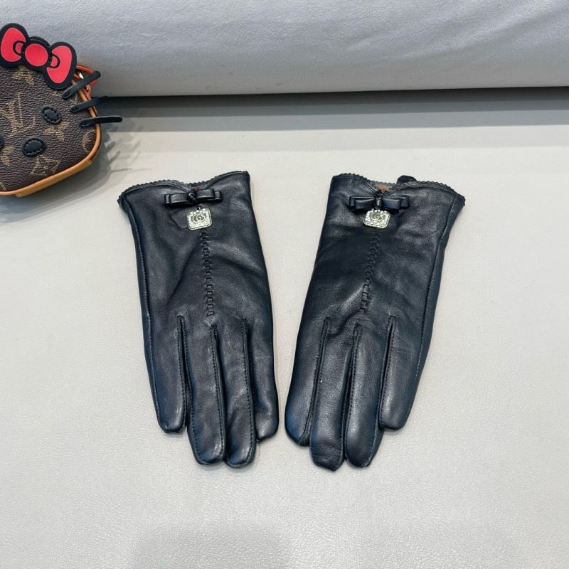 Gucci Gloves