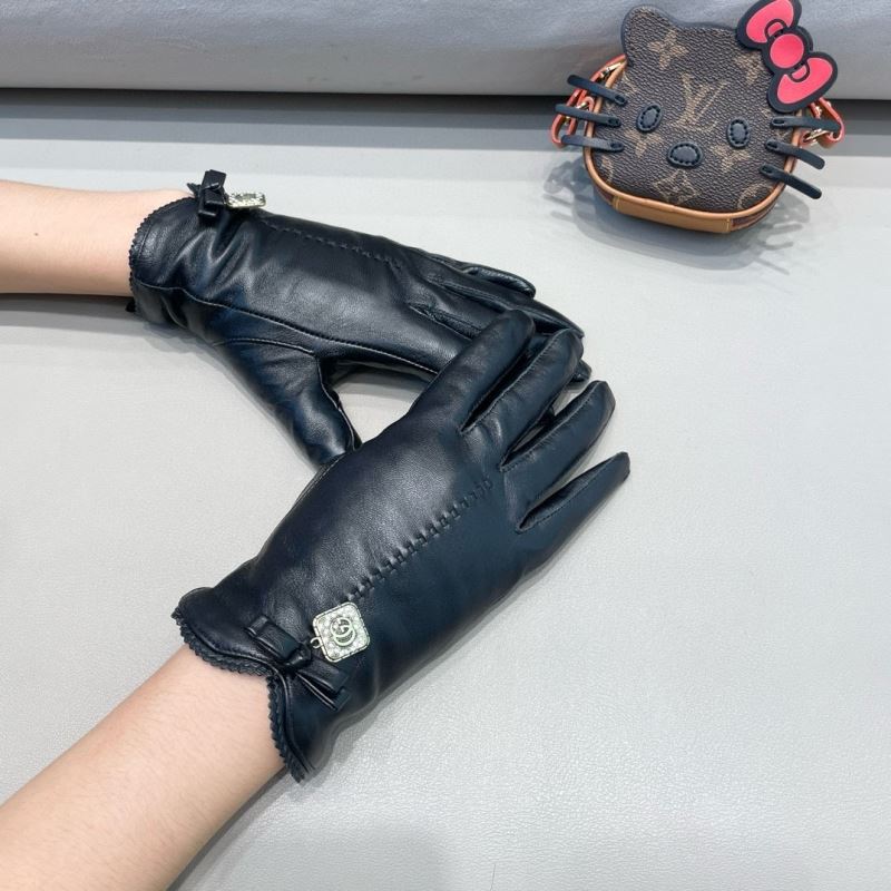 Gucci Gloves