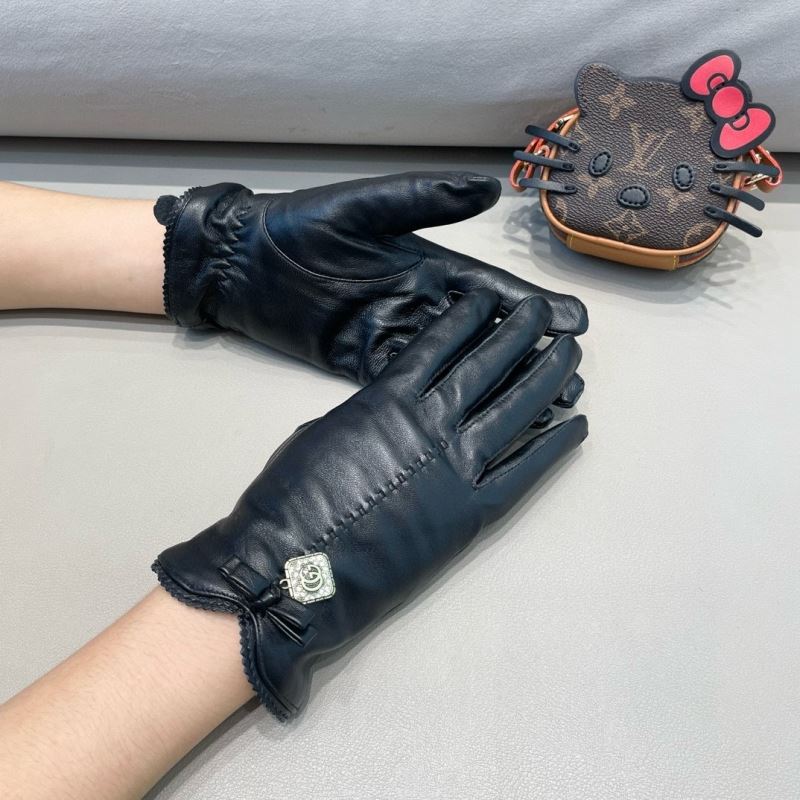 Gucci Gloves