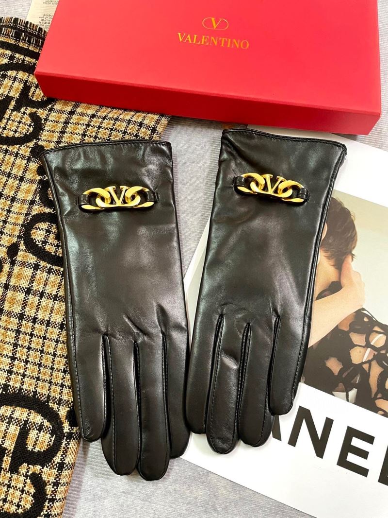 Valentino Gloves