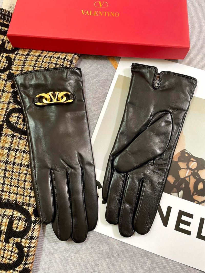 Valentino Gloves