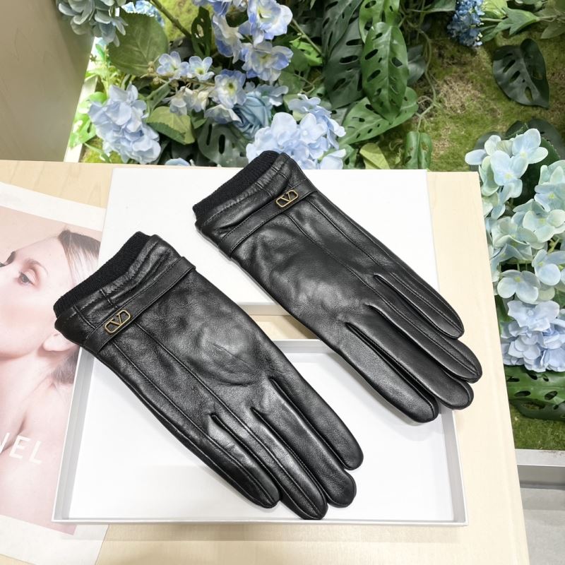 Valentino Gloves