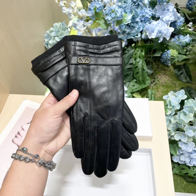 Valentino Gloves