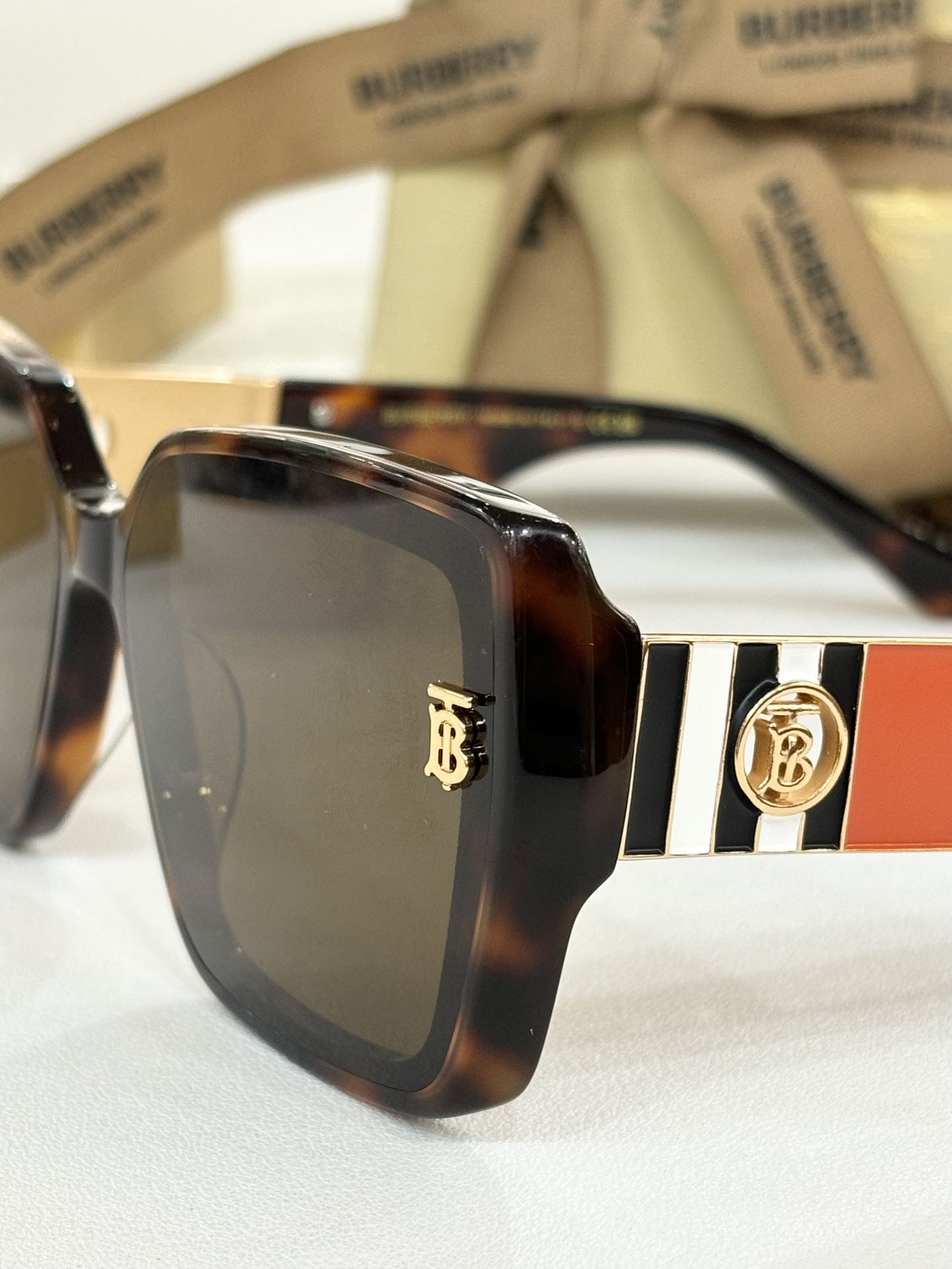 Burberry Sunglasses