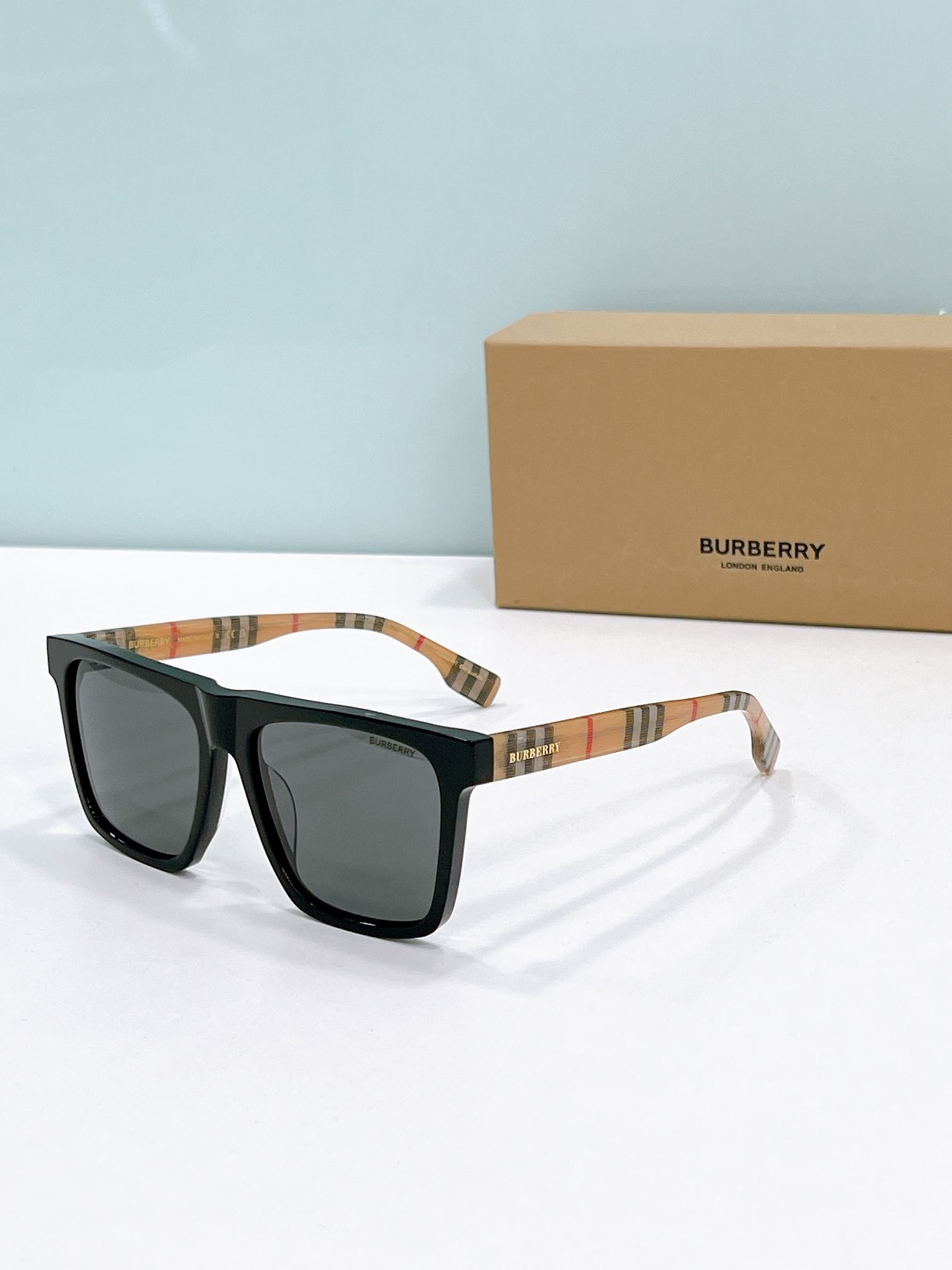 Burberry Sunglasses