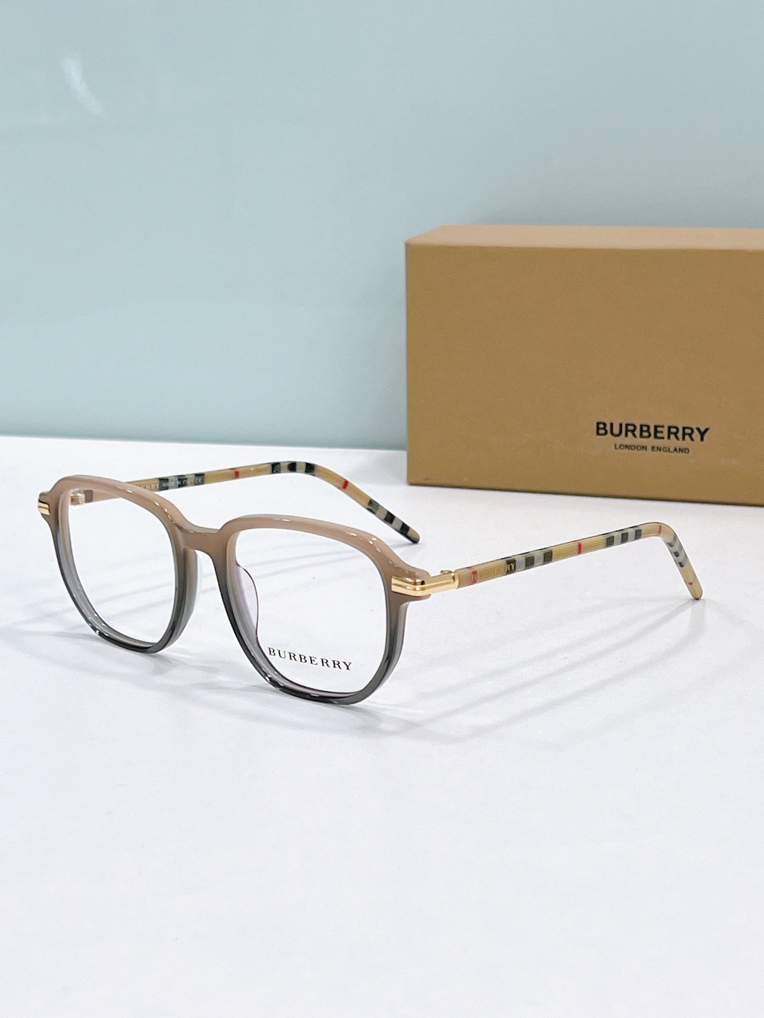 Burberry Sunglasses