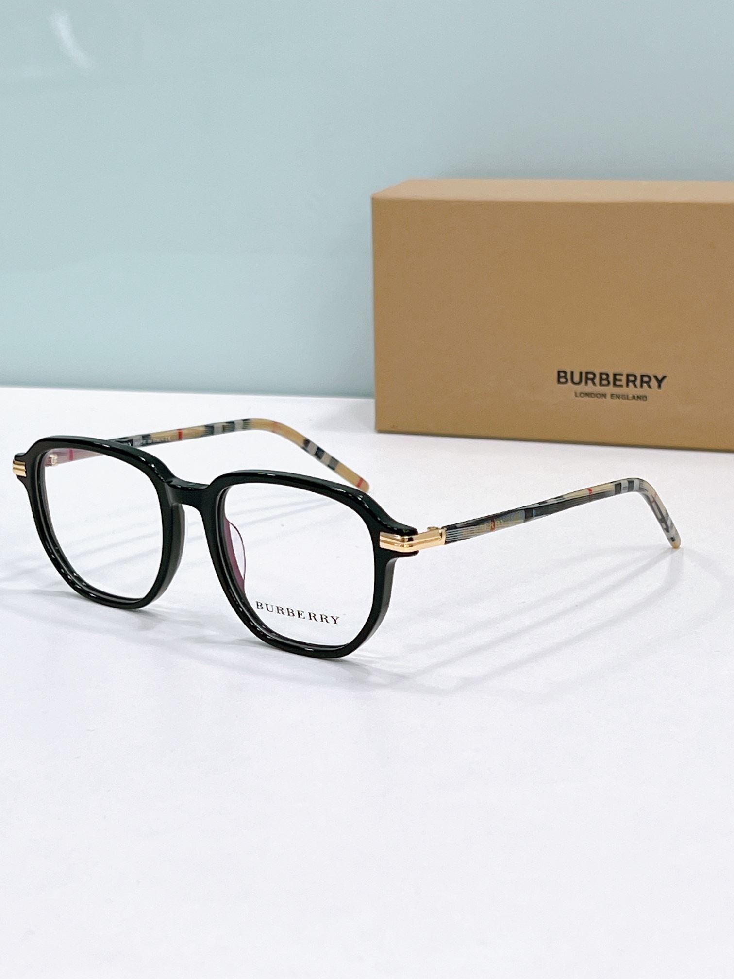 Burberry Sunglasses