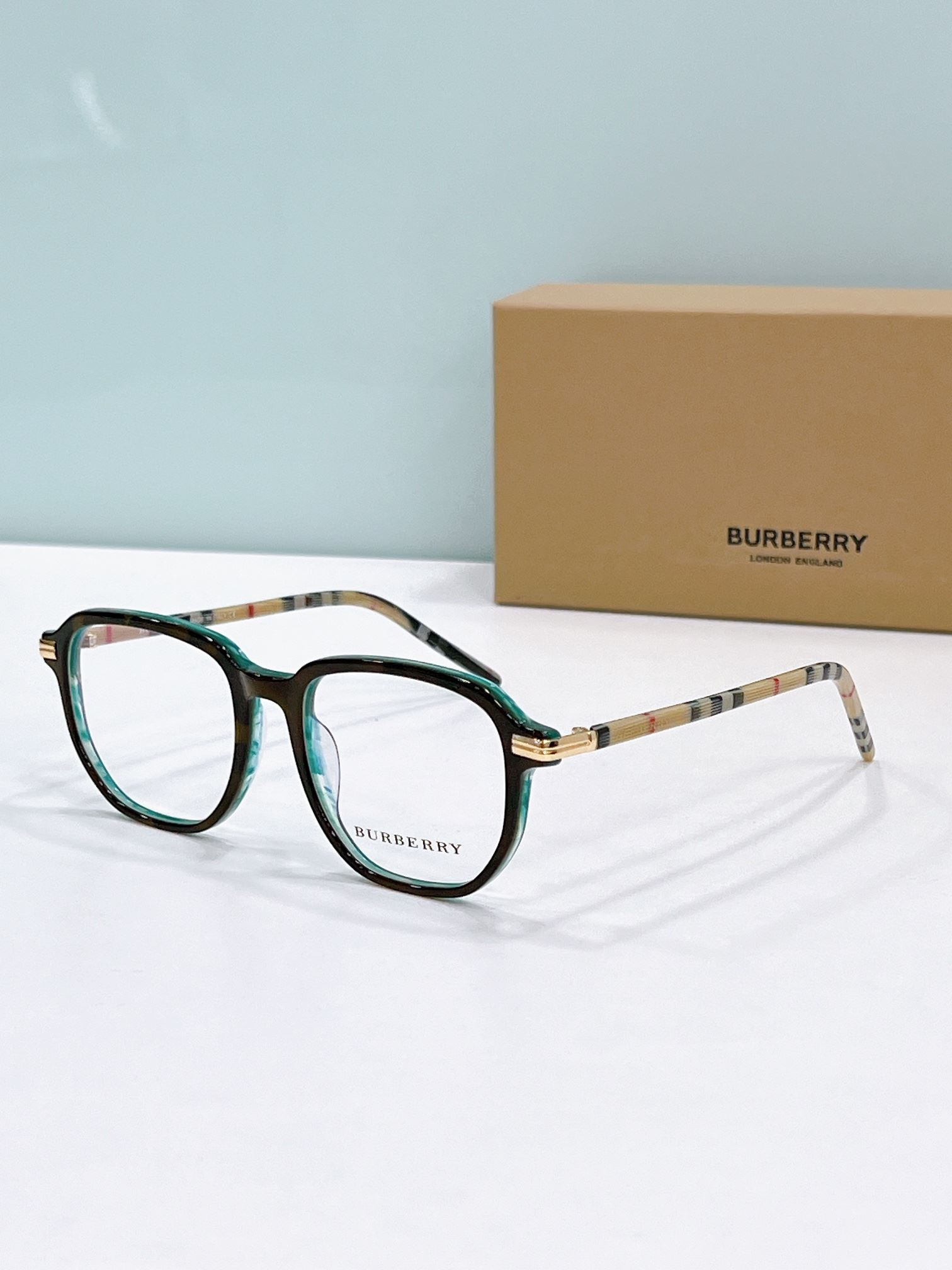 Burberry Sunglasses