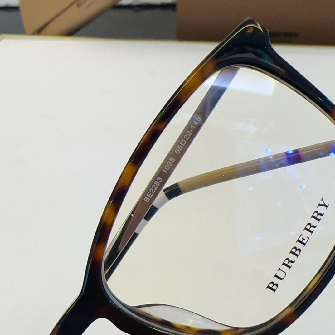 Burberry Sunglasses