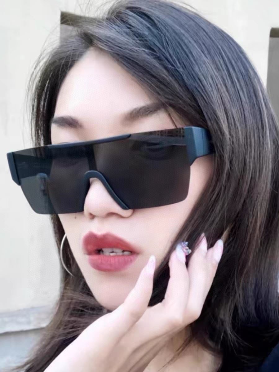 Burberry Sunglasses