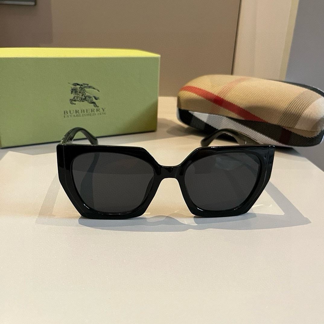 Burberry Sunglasses