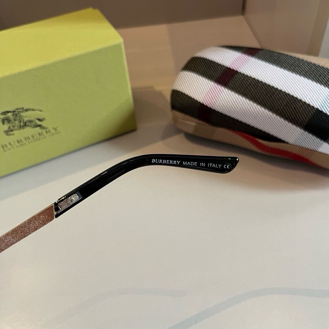 Burberry Sunglasses