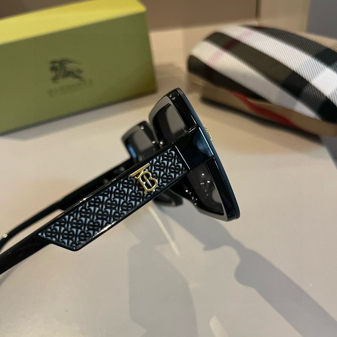 Burberry Sunglasses