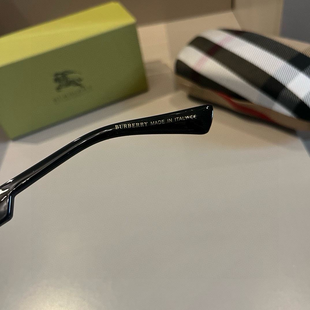 Burberry Sunglasses