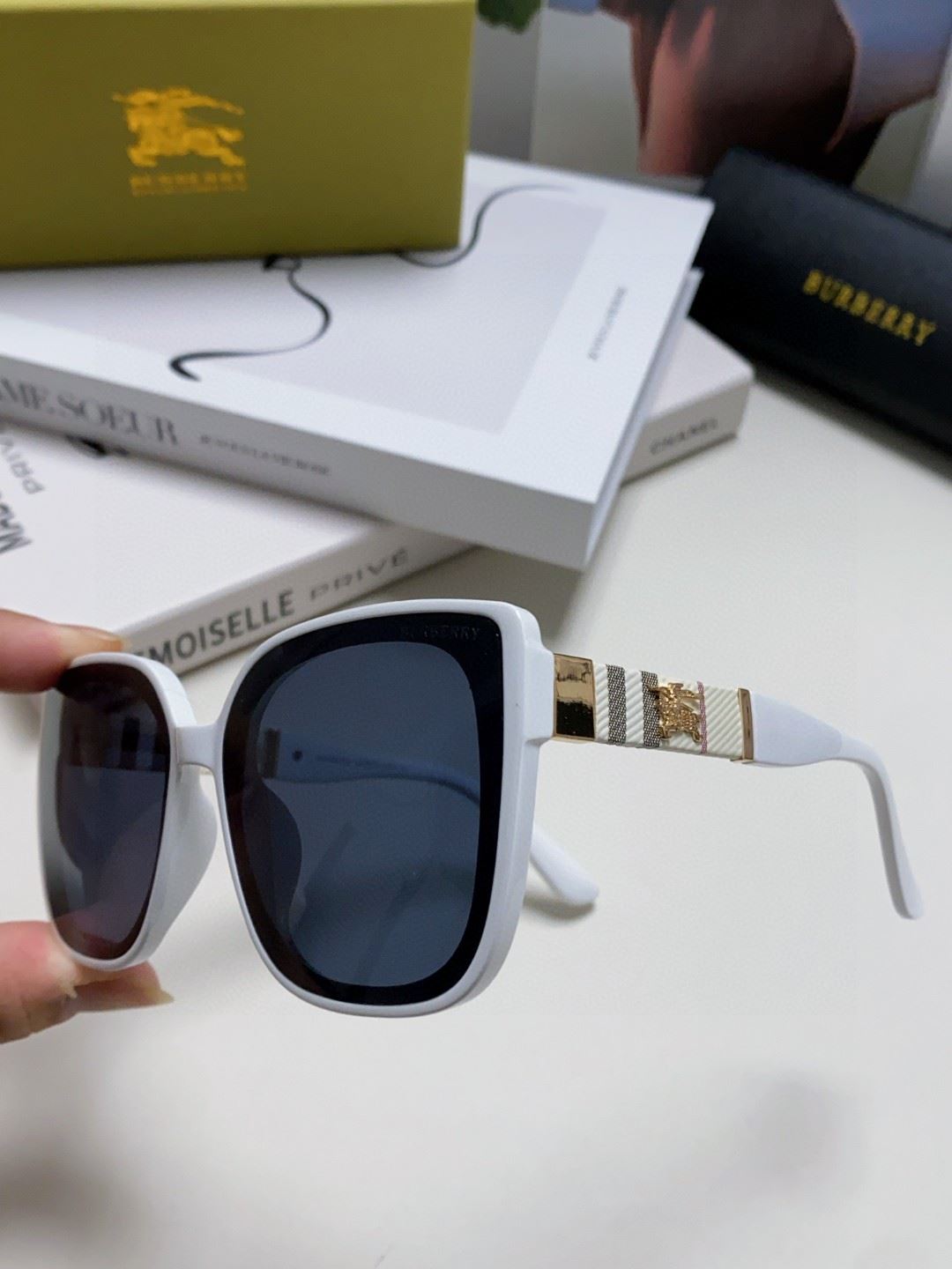 Burberry Sunglasses