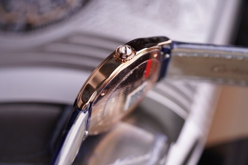 CARTIER Watches