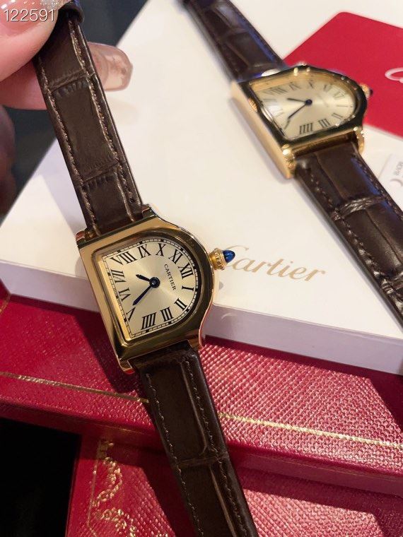 CARTIER Watches