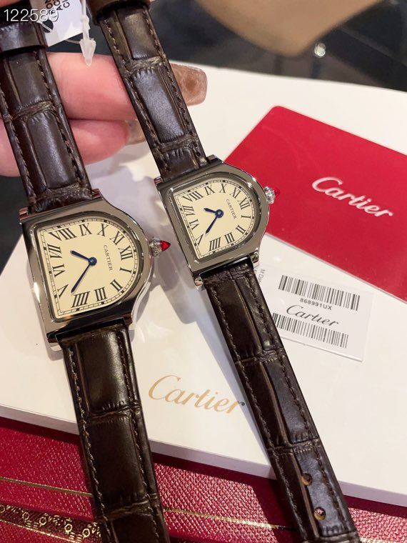 CARTIER Watches