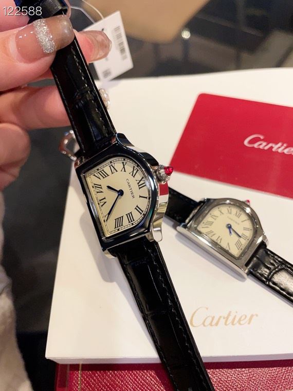 CARTIER Watches